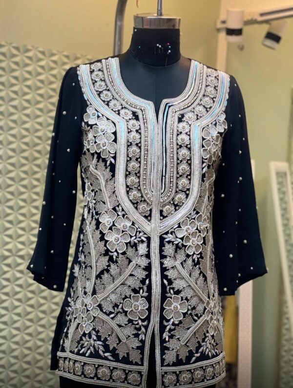 Black Pearl & Jari Kurti Set - Image 2